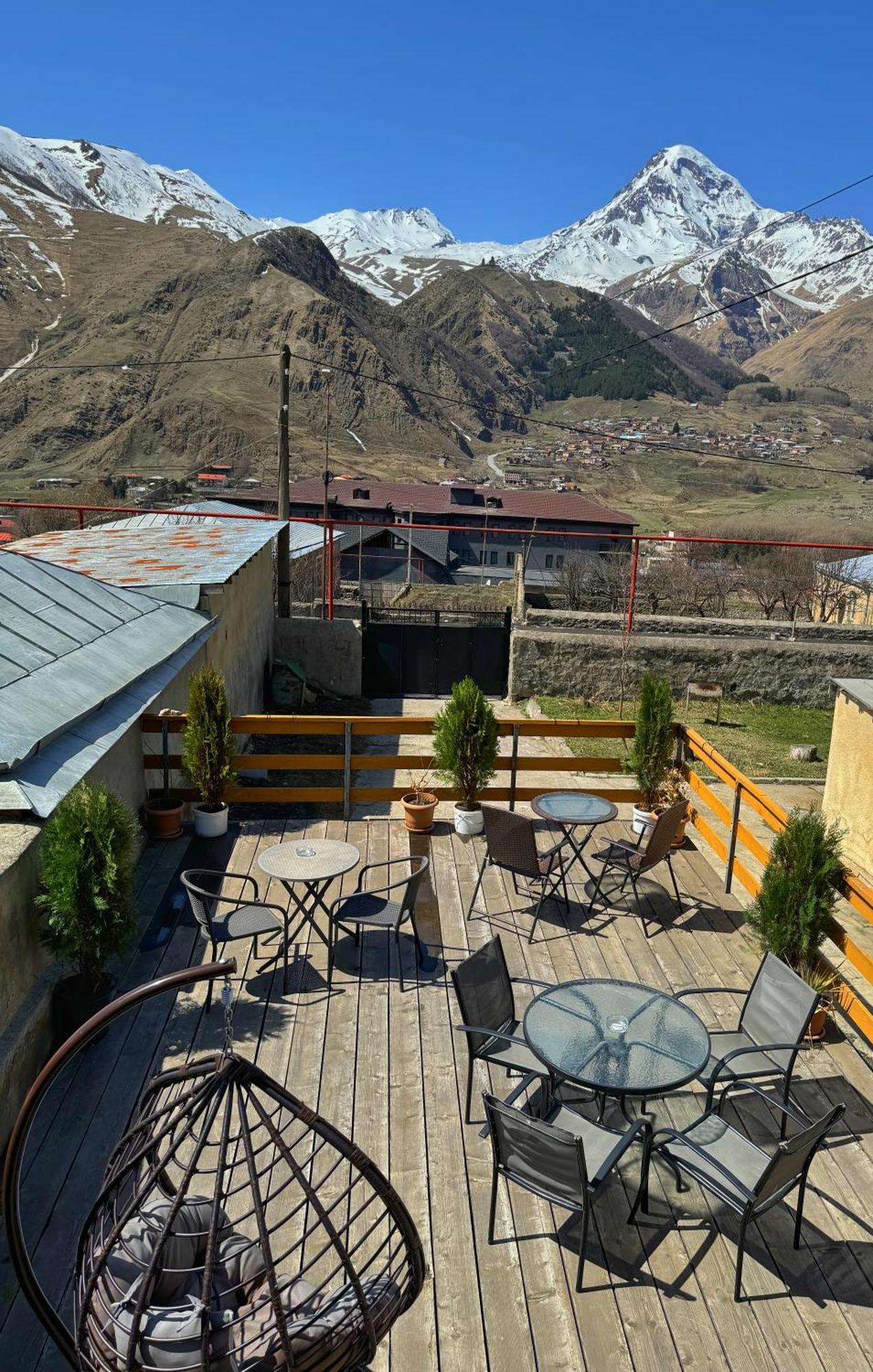 Hotel Elia Kazbegi Exteriér fotografie